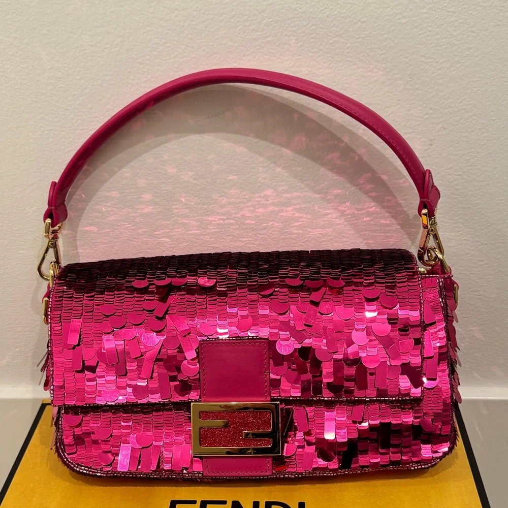 Fendi Fuchsia Pink Sequin Baguette Gold Hardware ‘Sex and the City’ New Rare - Picture 2 of 15